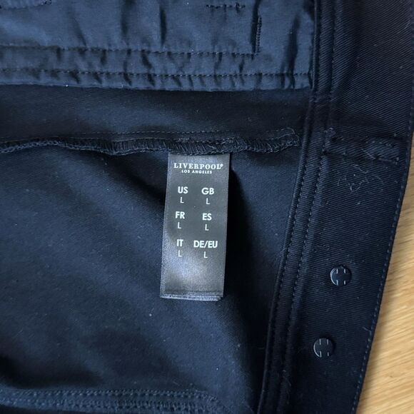 Liverpool Los Angeles Women's Kolten Denim Jacket Black L NWT Western Stretch - Picture 14 of 16